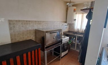 OPORTUNIDAD VENTA Departamento sobre calle Godoy