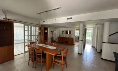 Casa Amoblada en Solar del Bosque – 4 Ambientes, Quincho, Piscina y Aire Central - Canning