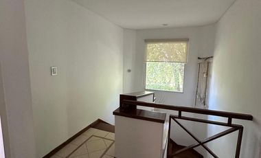 Casa Amoblada en Solar del Bosque – 4 Ambientes, Quincho, Piscina y Aire Central - Canning