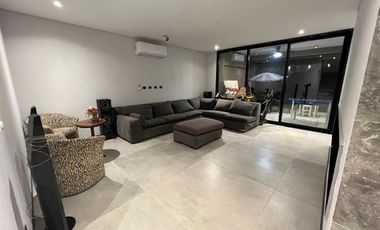 Casa en  VENTA Y ALQUILER EN TERRALAGOS