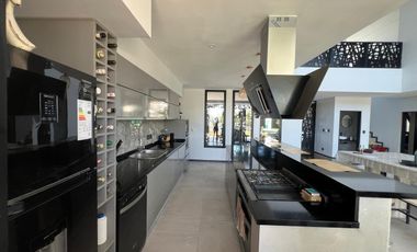 Casa en  VENTA Y ALQUILER EN TERRALAGOS