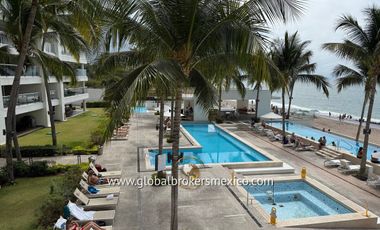 Departamentos a Pie de Playa en la Zona Hotelera de Puerto Vallarta, Jalisco