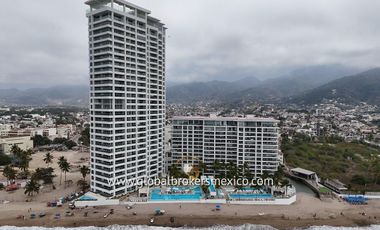 Departamentos a Pie de Playa en la Zona Hotelera de Puerto Vallarta, Jalisco