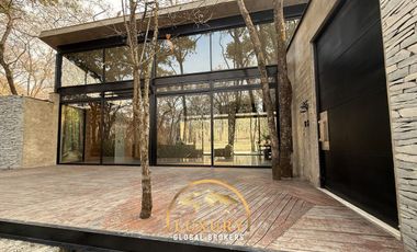 Casa de Campo de Lujo en Venta, Fracc. Reserva de los Encinos, Jalisco