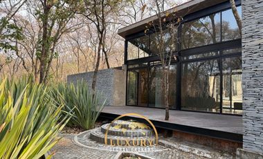 Casa de Campo de Lujo en Venta, Fracc. Reserva de los Encinos, Jalisco