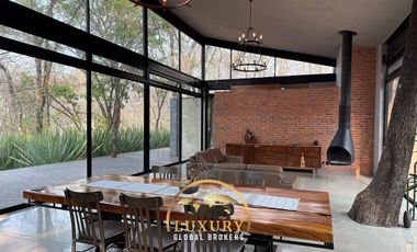 Casa de Campo de Lujo en Venta, Fracc. Reserva de los Encinos, Jalisco