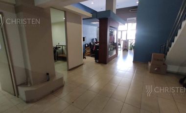 Local en venta. Centro de Santa Fe