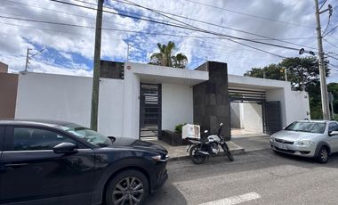 CASA EN MONTEBELLO, MERIDA EN RENTA