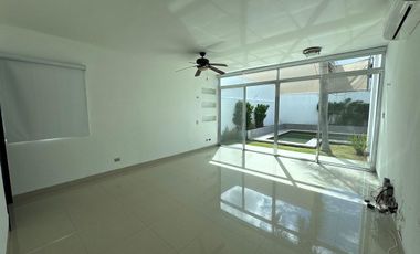 CASA EN MONTEBELLO, MERIDA EN RENTA