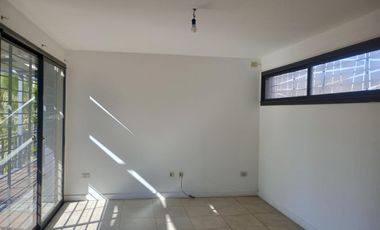 Departamento Venta  en complejo , sobre calle Cervantes, metros de Puente Olive, Godoy Cruz.