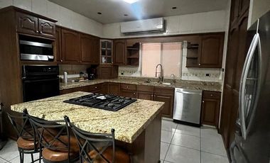 Casa en Renta en Contry Sol, Guadalupe