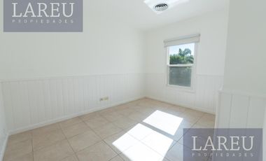 Casa en Venta - La Lomada De Pilar