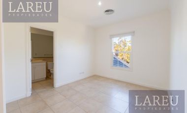 Casa en Venta - La Lomada De Pilar