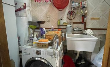 Casa en  venta con 3 viviendas de 4amb y 2amb, jardín y cochera - Wilde