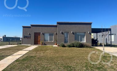 Venta Casa San Sebastián Área 13