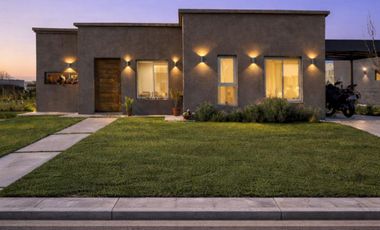 Venta Casa San Sebastián Área 13