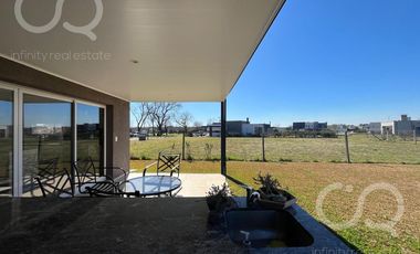 Venta Casa San Sebastián Área 13