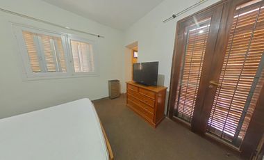 CASA EN VENTA SEXTA SECCION MENDOZA 3 DORMITORIOS