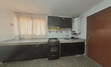CASA EN VENTA SEXTA SECCION MENDOZA 3 DORMITORIOS