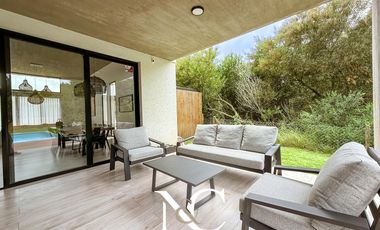 Casa en venta en Costa Esmeralda Residencial I con Piscina