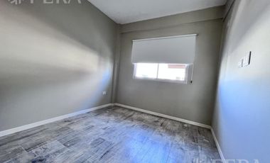 Venta de Departamento 4 ambientes con espacio guardacoche en Sarandi (32013)