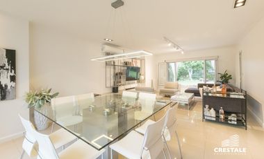 Venta / permuta | Casa 3 dormitorios en Funes Hills Miraflores | Barrio privado