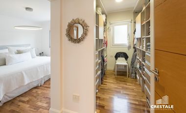 Venta / permuta | Casa 3 dormitorios en Funes Hills Miraflores | Barrio privado