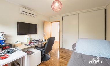 Venta / permuta | Casa 3 dormitorios en Funes Hills Miraflores | Barrio privado