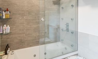 Venta / permuta | Casa 3 dormitorios en Funes Hills Miraflores | Barrio privado