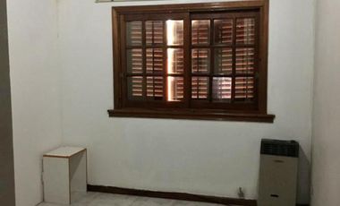 OPORTUNIDAD - Excelente Duplex - Vta. Directa - Actualmente alquilado.