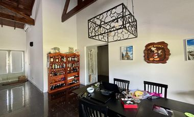 VENTA CASA SAN SEBASTIAN AREA 2 - 4 AMBIENTES