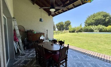 VENTA CASA SAN SEBASTIAN AREA 2 - 4 AMBIENTES