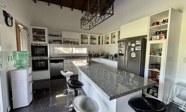 VENTA CASA SAN SEBASTIAN AREA 2 - 4 AMBIENTES