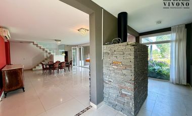 Casa de 5 ambietnes en Venta en Haras Santa María Escobar Barrio El Remanso