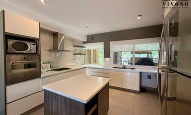 Casa de 5 ambietnes en Venta en Haras Santa María Escobar Barrio El Remanso