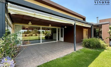 Casa de 5 ambietnes en Venta en Haras Santa María Escobar Barrio El Remanso