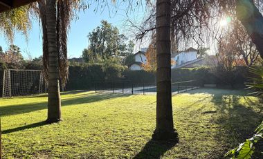 EL PORTILLO- Pilar Casa en VENTA 6 AMBIENTES CON GALERIA, JARDIN Y PILETA 4 cocheras