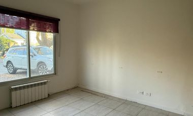 EL PORTILLO- Pilar Casa en VENTA 6 AMBIENTES CON GALERIA, JARDIN Y PILETA 4 cocheras