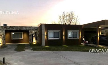 CASA en VENTA en Campos De Echeverría - Canning