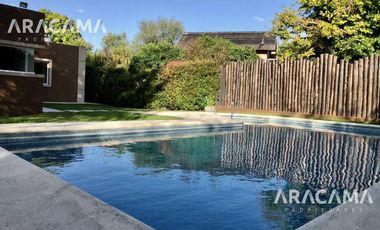 CASA en VENTA en Campos De Echeverría - Canning