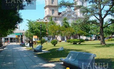 Local en venta en Pilar centro