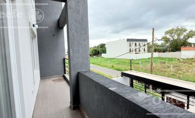 Venta Duplex 3 ambientes a estrenar en Berazategui