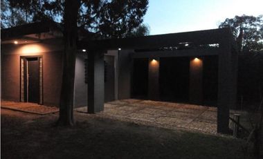 Venta Casa quinta apta crédito barrio Matheu Escobar