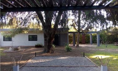 Venta Casa quinta apta crédito barrio Matheu Escobar