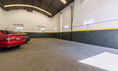 Galpón en venta barrio echesortu