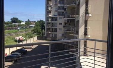 departamento 2 amb con balcon al frente calle Las Heras 1338