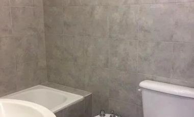 departamento 2 amb con balcon al frente calle Las Heras 1338