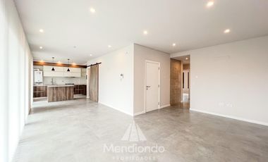 Piso a Estrenar 4 amb. con cochera y terraza con parrilla en Zona Güemes / Los Troncos