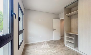 Piso a Estrenar 4 amb. con cochera y terraza con parrilla en Zona Güemes / Los Troncos