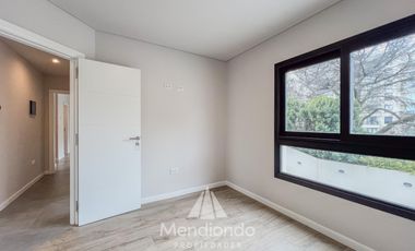 Piso a Estrenar 4 amb. con cochera y terraza con parrilla en Zona Güemes / Los Troncos